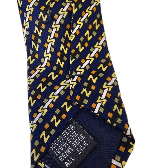 Versace V2 Classic 100% Silk Tie - Picture 4 of 7